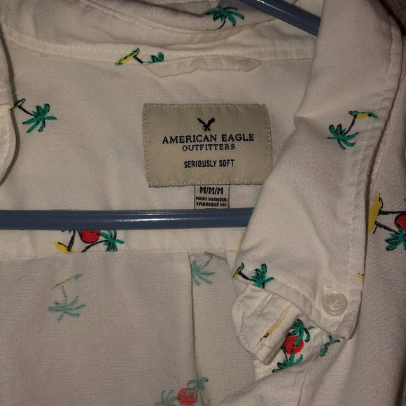 American Eagle Button up - Picture 2 of 2
